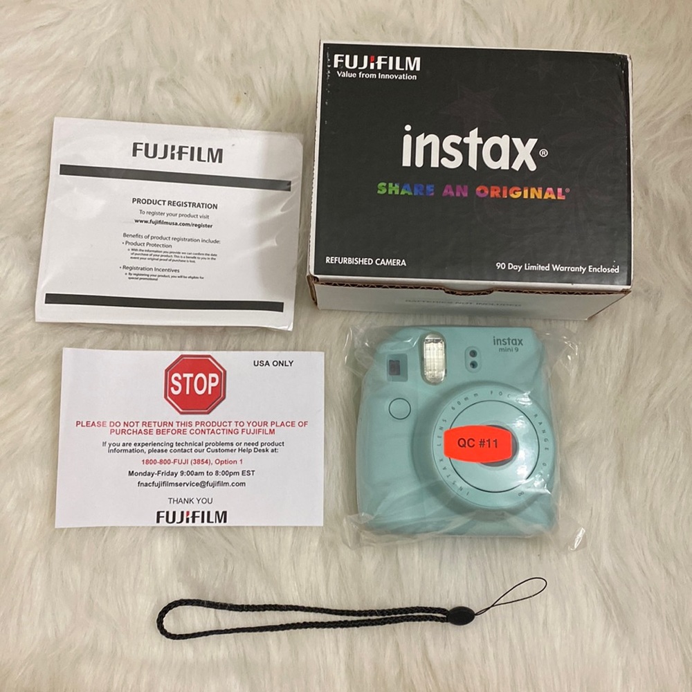 Fujifilm Instax mini 9 camera ice blue